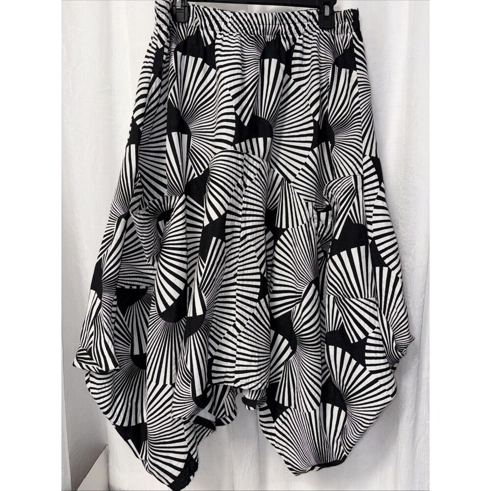 DRESS TO KILL  Jane Mohr Art To Wear Skirt Black White Size 2 / Reg 14